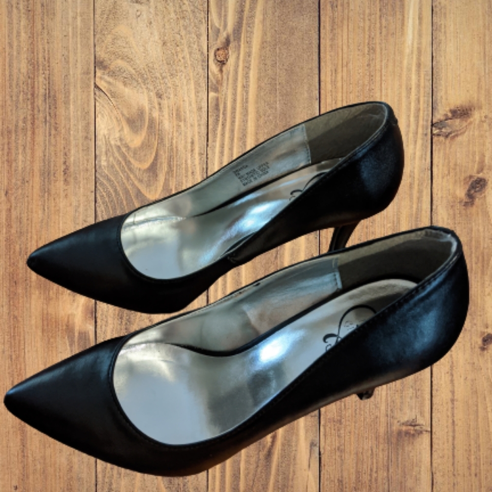 143 Girl Brand, Ladies, Black Pumps